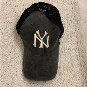 AE-Yankees Hat